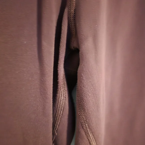 TNA Burgundy Leggings - Picture 2 of 8